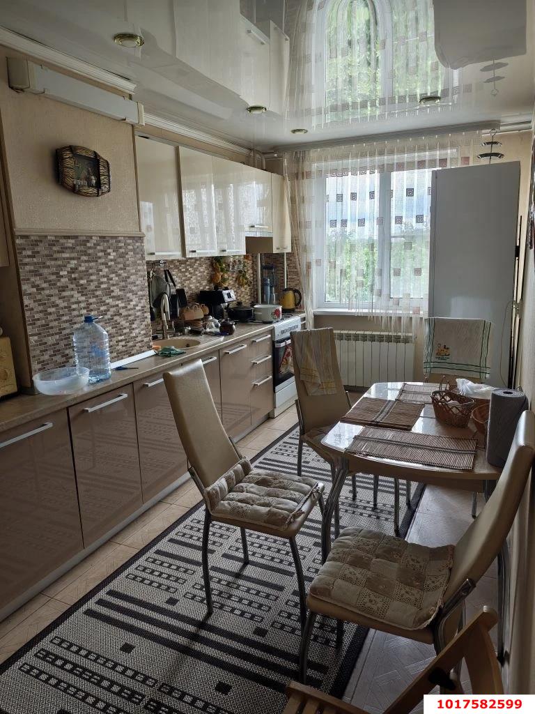 Фото №4: 4-комнатная квартира <span class="whitespace-nowrap">80 м²</span>, <span class="whitespace-nowrap">5/10 эт.</span> - Краснодар, Прикубанский внутригородской округ, мкр. Авиагородок, ул. имени Дзержинского, 155/1