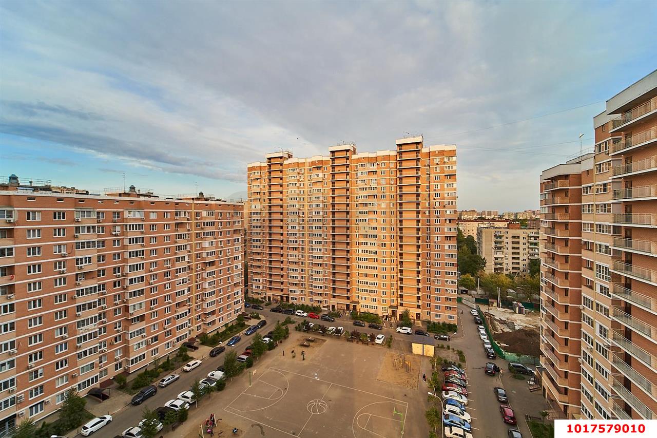 Фото №2: 2-комнатная квартира <span class="whitespace-nowrap">65 м²</span>, <span class="whitespace-nowrap">16/16 эт.</span> - Краснодар, Карасунский внутригородской округ, Гидростроителей, мкр. ЖК Феникс, ул. имени В.Н. Мачуги, 6/2