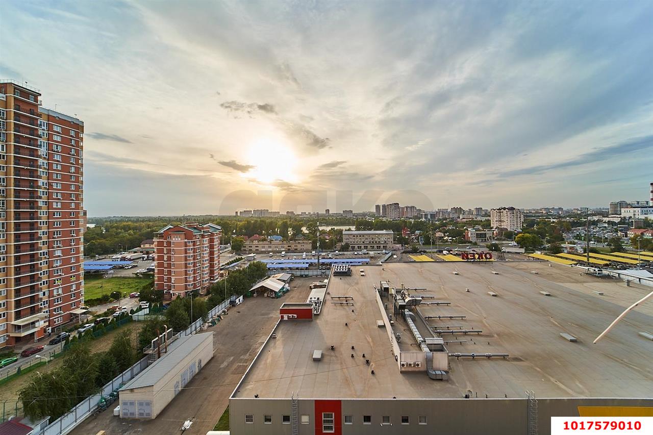 Фото №4: 2-комнатная квартира <span class="whitespace-nowrap">65 м²</span>, <span class="whitespace-nowrap">16/16 эт.</span> - Краснодар, Карасунский внутригородской округ, Гидростроителей, мкр. ЖК Феникс, ул. имени В.Н. Мачуги, 6/2