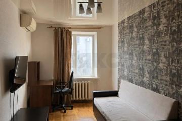 Фото №1: 2-комнатная квартира <span class="whitespace-nowrap">44 м²</span>, <span class="whitespace-nowrap">5/5 эт.</span> - Краснодар, мкр. Центральный, ул. Володарского, 66
