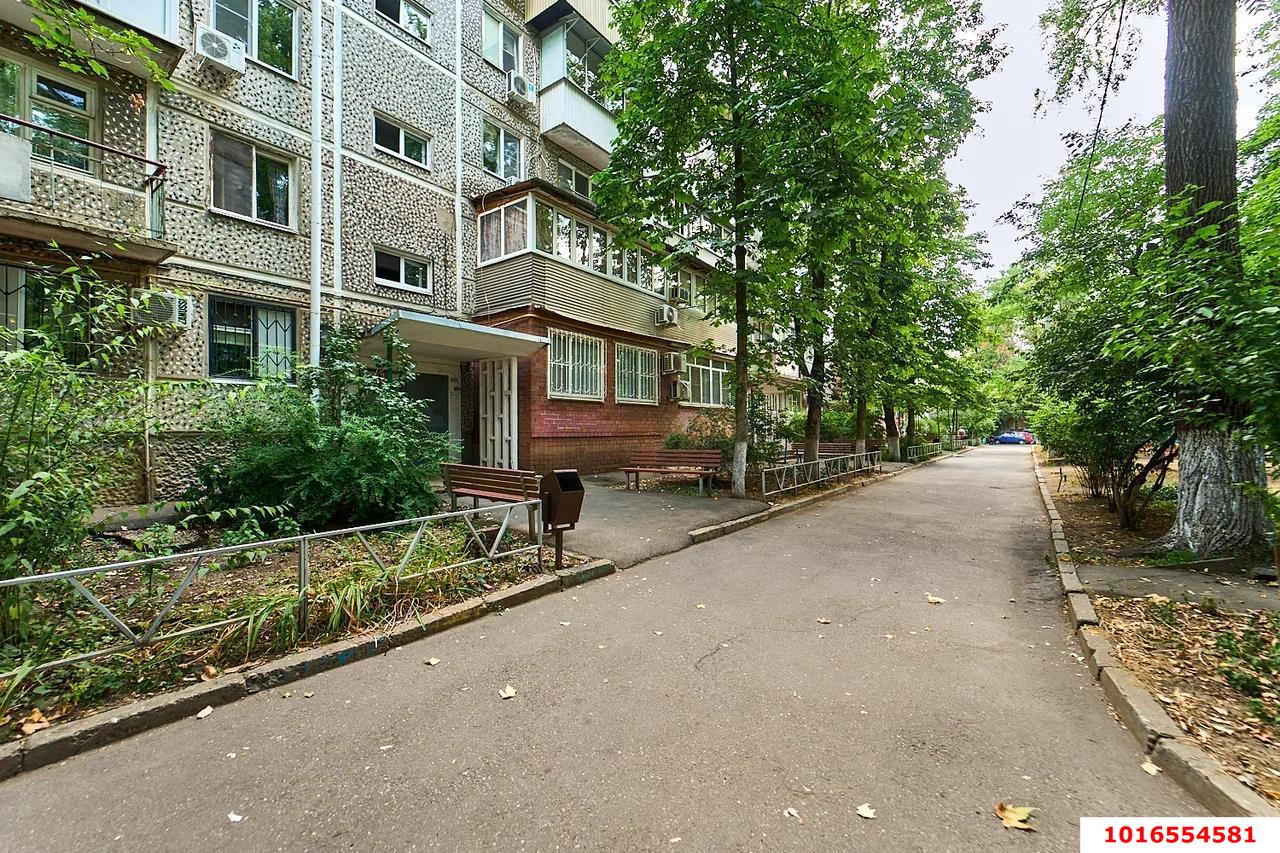 Фото №2: 2-комнатная квартира <span class="whitespace-nowrap">45 м²</span>, <span class="whitespace-nowrap">1/2 эт.</span> - Краснодар, Прикубанский внутригородской округ, мкр. Фестивальный, ул. имени Тургенева, 121
