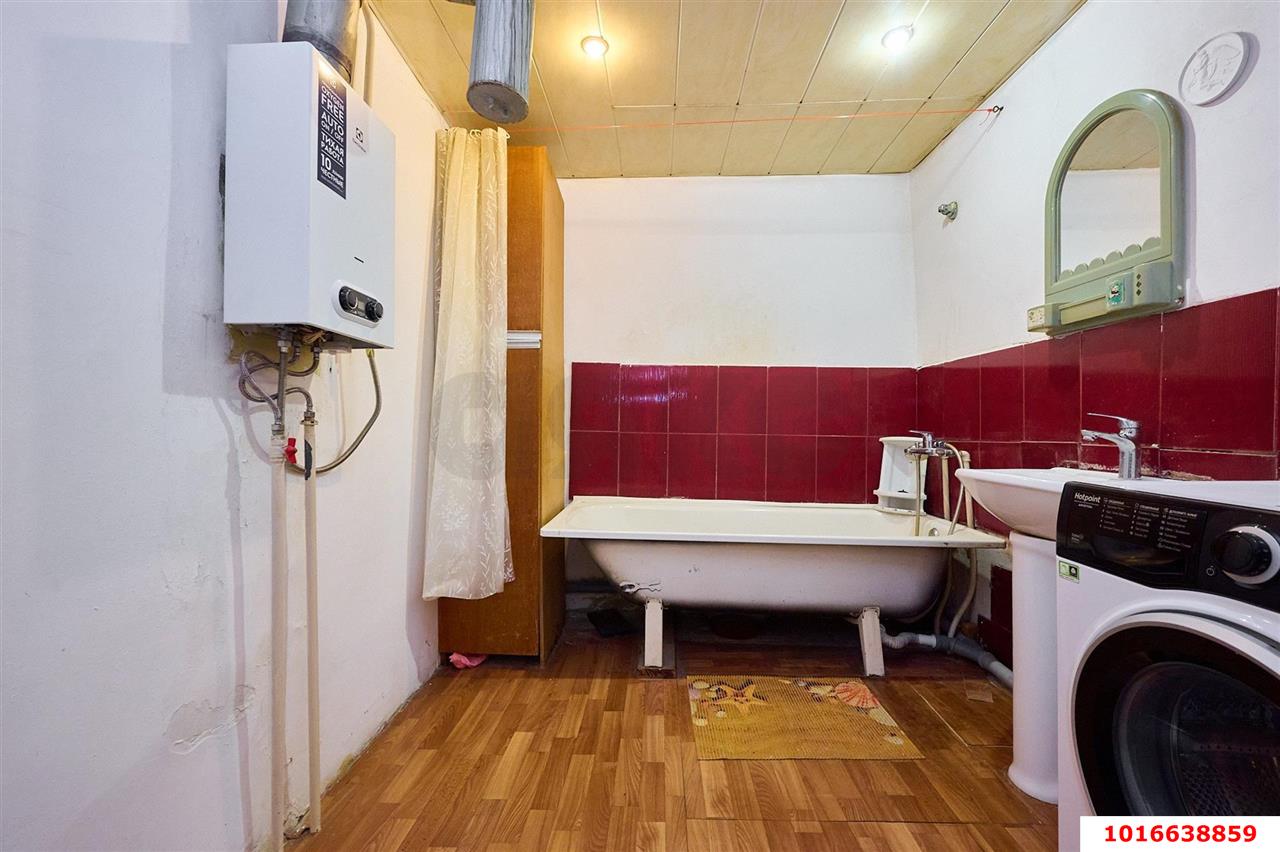 Фото №4: 2-комнатная квартира <span class="whitespace-nowrap">42 м²</span>, <span class="whitespace-nowrap">1/2 эт.</span> - Краснодар, Западный внутригородской округ, мкр. Центральный, ул. Чапаева, 71