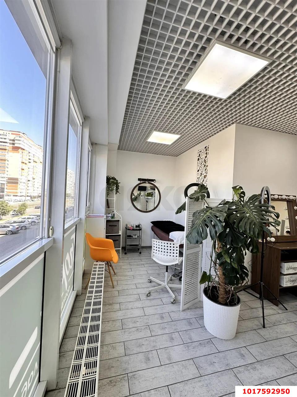 Фото №8: Торговое помещение <span class="whitespace-nowrap">73 м²</span>, <span class="whitespace-nowrap">2/8 эт.</span> - Краснодар, Прикубанский внутригородской округ, мкр. Музыкальный, ул. Московская, 152