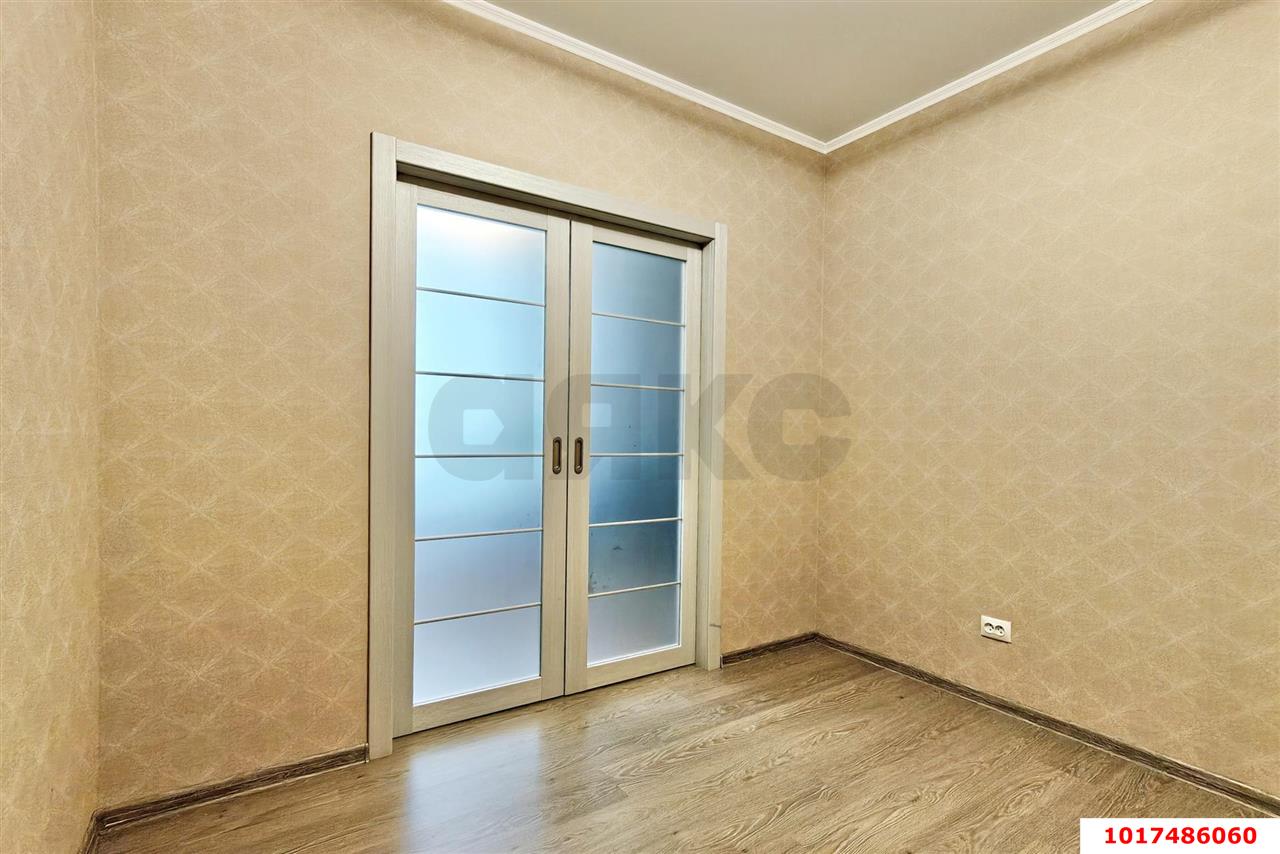 Фото №9: 2-комнатная квартира <span class="whitespace-nowrap">65 м²</span>, <span class="whitespace-nowrap">7/19 эт.</span> - Краснодар, Прикубанский внутригородской округ, Россинского, мкр. жилой комплекс Альпы, ул. Командорская, 6