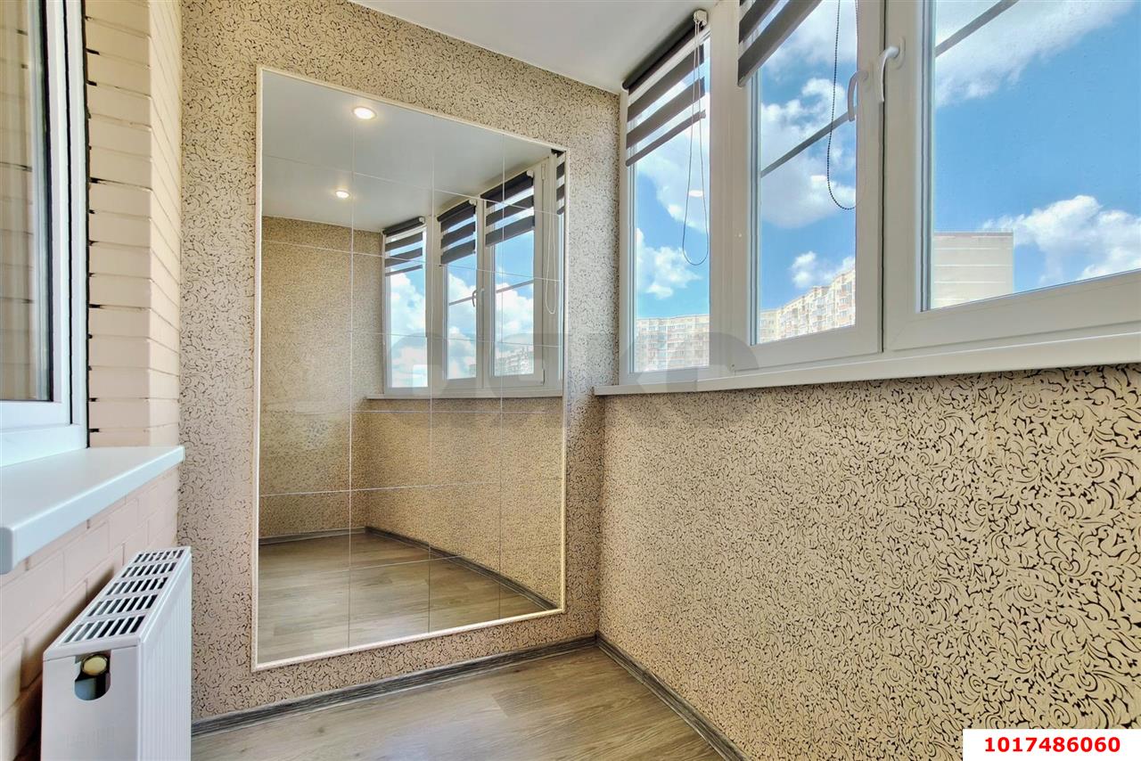 Фото №4: 2-комнатная квартира <span class="whitespace-nowrap">65 м²</span>, <span class="whitespace-nowrap">7/19 эт.</span> - Краснодар, Прикубанский внутригородской округ, Россинского, мкр. жилой комплекс Альпы, ул. Командорская, 6