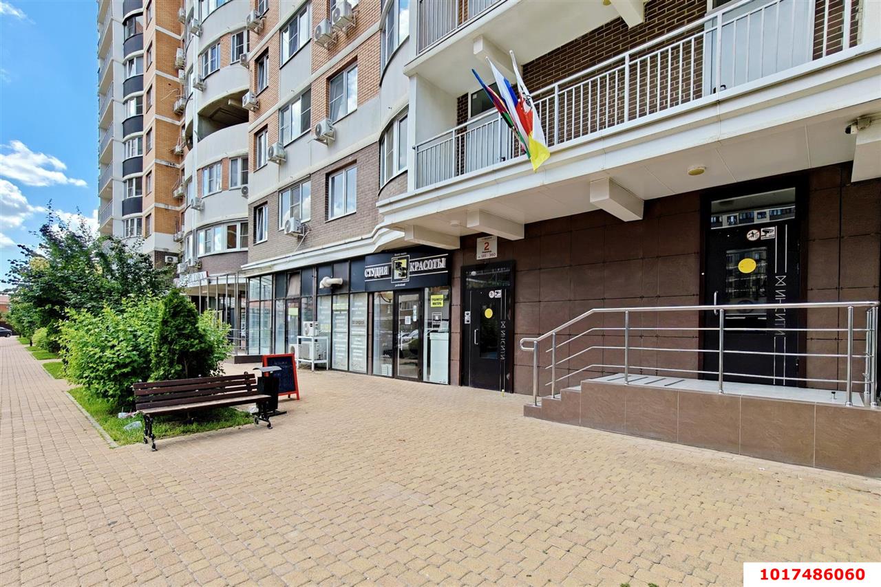 Фото №19: 2-комнатная квартира <span class="whitespace-nowrap">65 м²</span>, <span class="whitespace-nowrap">7/19 эт.</span> - Краснодар, Прикубанский внутригородской округ, Россинского, мкр. жилой комплекс Альпы, ул. Командорская, 6