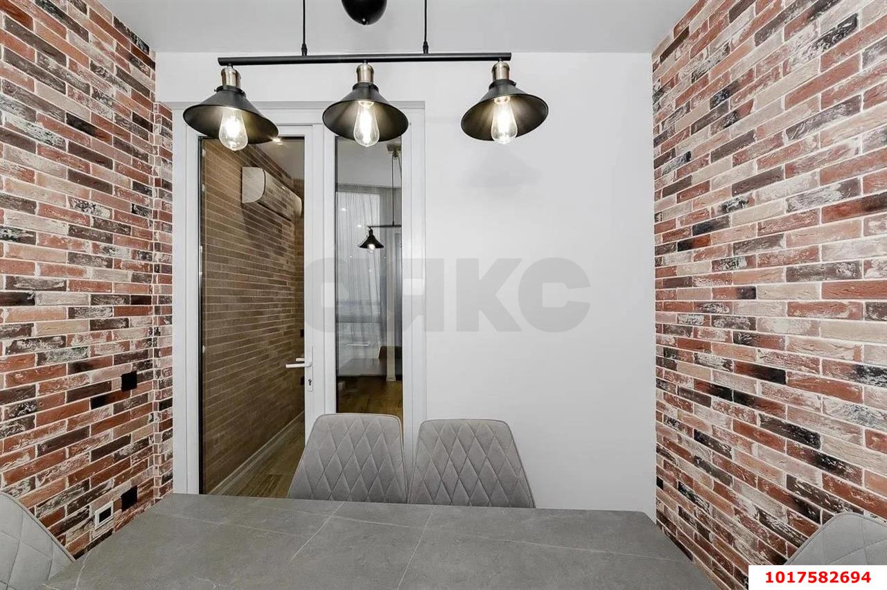 Фото №4: 3-комнатная квартира <span class="whitespace-nowrap">100 м²</span>, <span class="whitespace-nowrap">10/18 эт.</span> - Краснодар, Прикубанский внутригородской округ, Россинского, мкр. жилой комплекс Атлант, ул. Адмирала Крузенштерна, 6