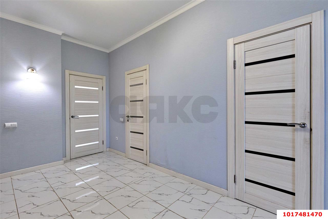 Фото №15: 3-комнатная квартира <span class="whitespace-nowrap">175 м²</span>, <span class="whitespace-nowrap">12/16 эт.</span> - Краснодар, Западный внутригородской округ, мкр. Центральный, ул. Комсомольская, 8