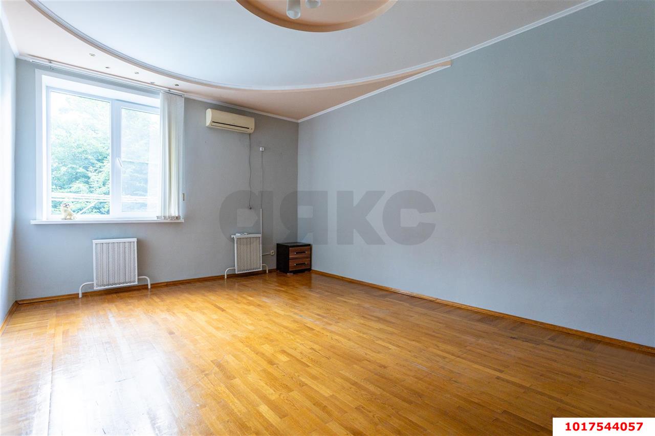 Фото №23: Дом <span class="whitespace-nowrap">226 м²</span> <span class="whitespace-nowrap">+ 2.91 сот.</span>, <span class="whitespace-nowrap">2 эт.</span> - Краснодар, Карасунский внутригородской округ, ж/м Пашковский, ул. Курортная, 1
