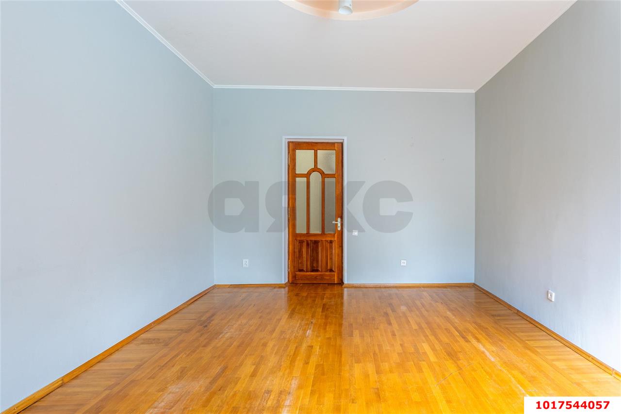Фото №26: Дом <span class="whitespace-nowrap">226 м²</span> <span class="whitespace-nowrap">+ 2.91 сот.</span>, <span class="whitespace-nowrap">2 эт.</span> - Краснодар, Карасунский внутригородской округ, ж/м Пашковский, ул. Курортная, 1
