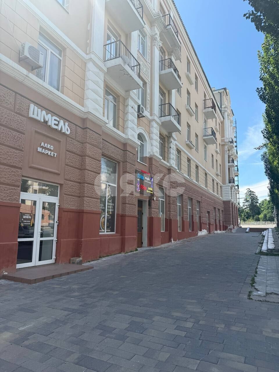 Фото №1: Коммерция <span class="whitespace-nowrap">75 м²</span>, <span class="whitespace-nowrap">1/3 эт.</span> - Мариуполь, р. Жовтневый, ул. Энгельса, 28А