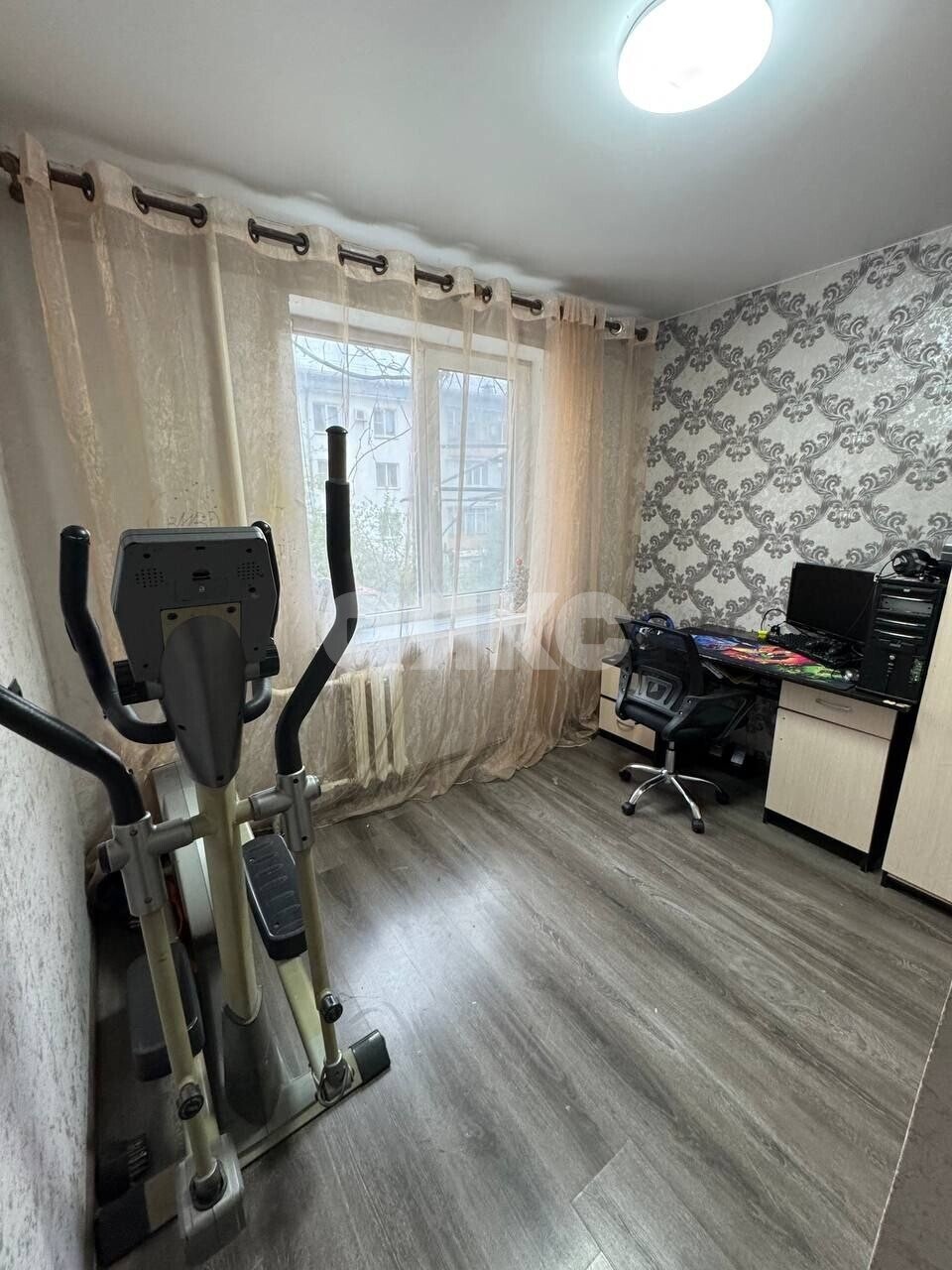 Фото №7: 4-комнатная квартира <span class="whitespace-nowrap">83 м²</span>, <span class="whitespace-nowrap">1/5 эт.</span> - Туапсе, ул. Ленинградская, 12