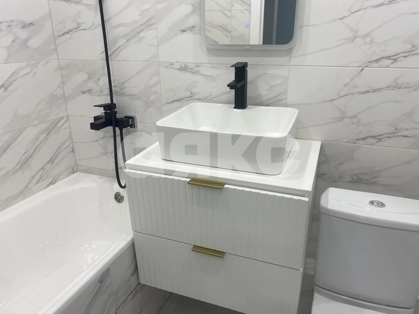Фото №5: 1-комнатная квартира <span class="whitespace-nowrap">32 м²</span>, <span class="whitespace-nowrap">2/9 эт.</span> - Волгоград, Центральный, мкр. 102-й, ул. Рокоссовского, 42