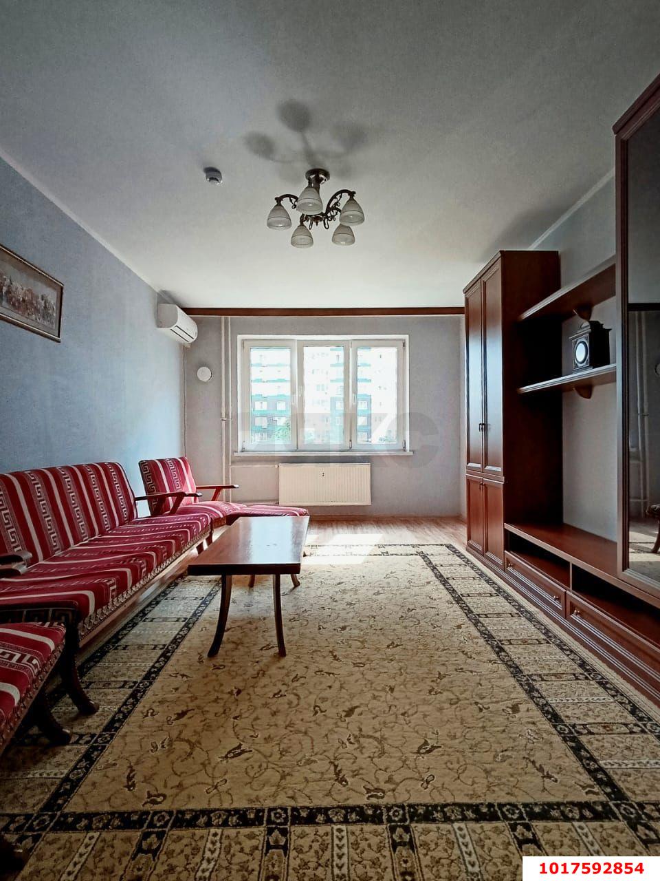 Фото №1: 2-комнатная квартира <span class="whitespace-nowrap">70 м²</span>, <span class="whitespace-nowrap">1/16 эт.</span> - Краснодар, Карасунский внутригородской округ, мкр. Почтовый, пр-кт имени писателя Знаменского, 31к1