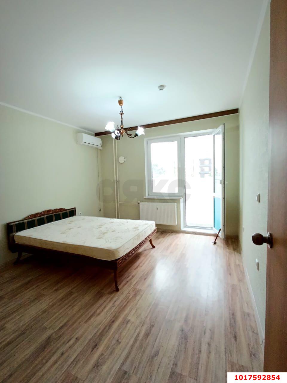 Фото №9: 2-комнатная квартира <span class="whitespace-nowrap">70 м²</span>, <span class="whitespace-nowrap">1/16 эт.</span> - Краснодар, Карасунский внутригородской округ, мкр. Почтовый, пр-кт имени писателя Знаменского, 31к1