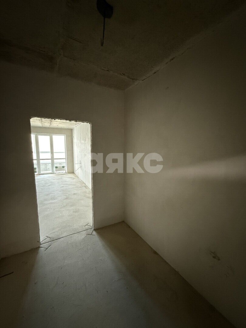 Фото №2: Студия <span class="whitespace-nowrap">34 м²</span>, <span class="whitespace-nowrap">11/21 эт.</span> - Туапсе, мкр. жилой комплекс Форт Адмирал, ул. Портовиков, 39/4
