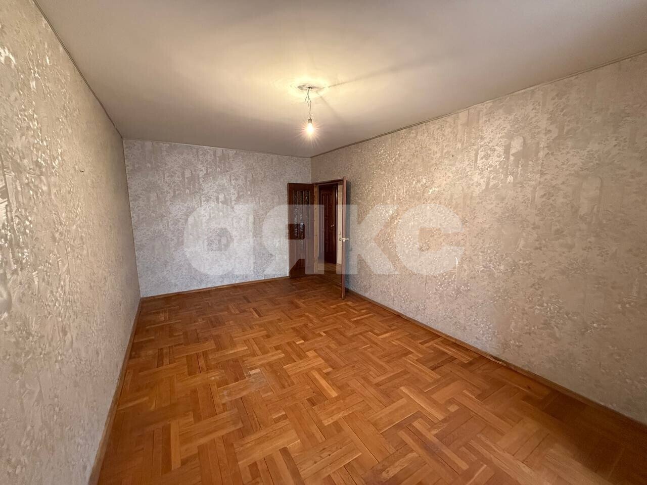 Фото №6: 3-комнатная квартира <span class="whitespace-nowrap">85 м²</span>, <span class="whitespace-nowrap">1/5 эт.</span> - Туапсе, ул. Фрунзе, 53А