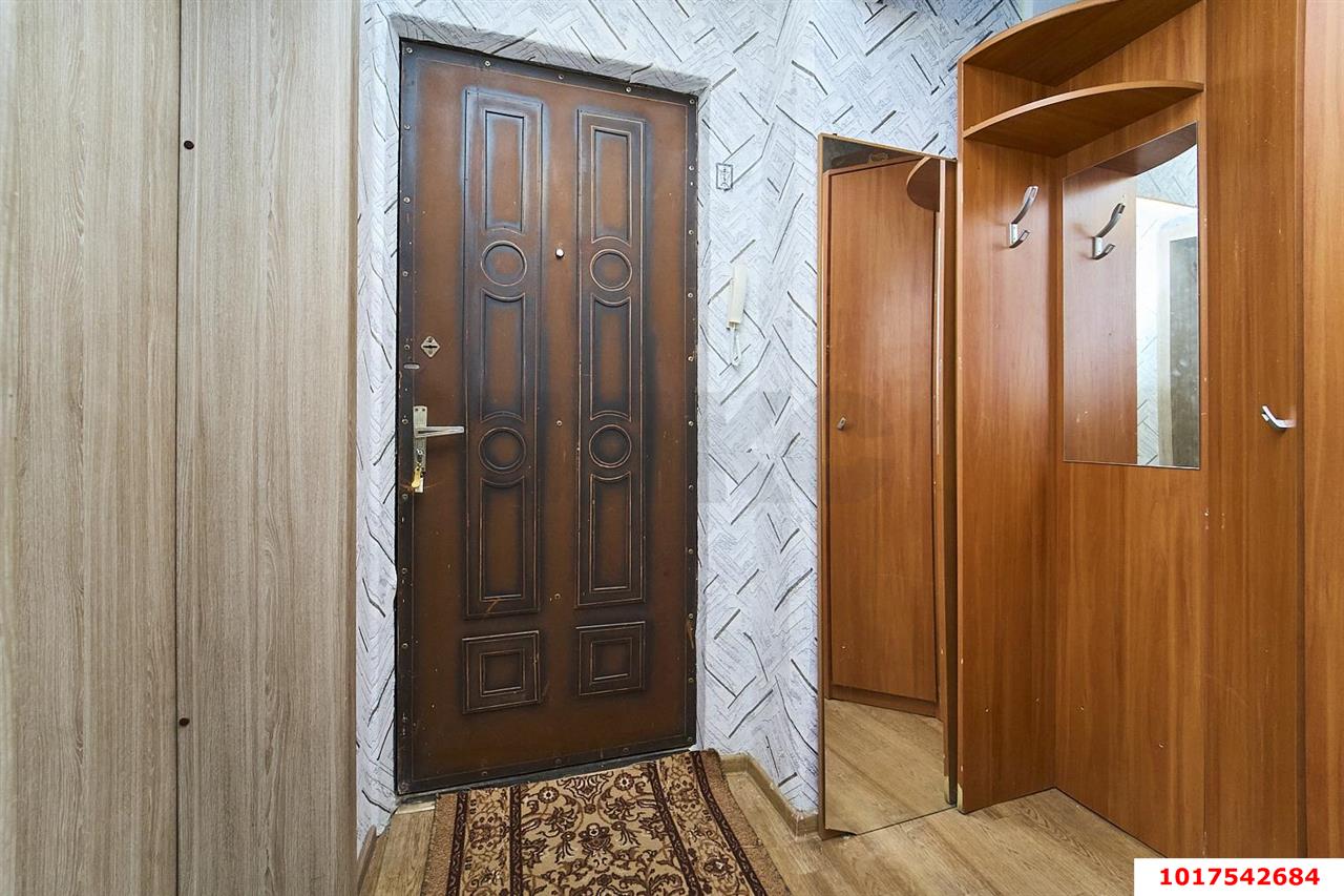Фото №8: 1-комнатная квартира <span class="whitespace-nowrap">36 м²</span>, <span class="whitespace-nowrap">7/12 эт.</span> - Краснодар, Прикубанский внутригородской округ, мкр. 40 лет Победы, ул. имени 40-летия Победы, 146/8