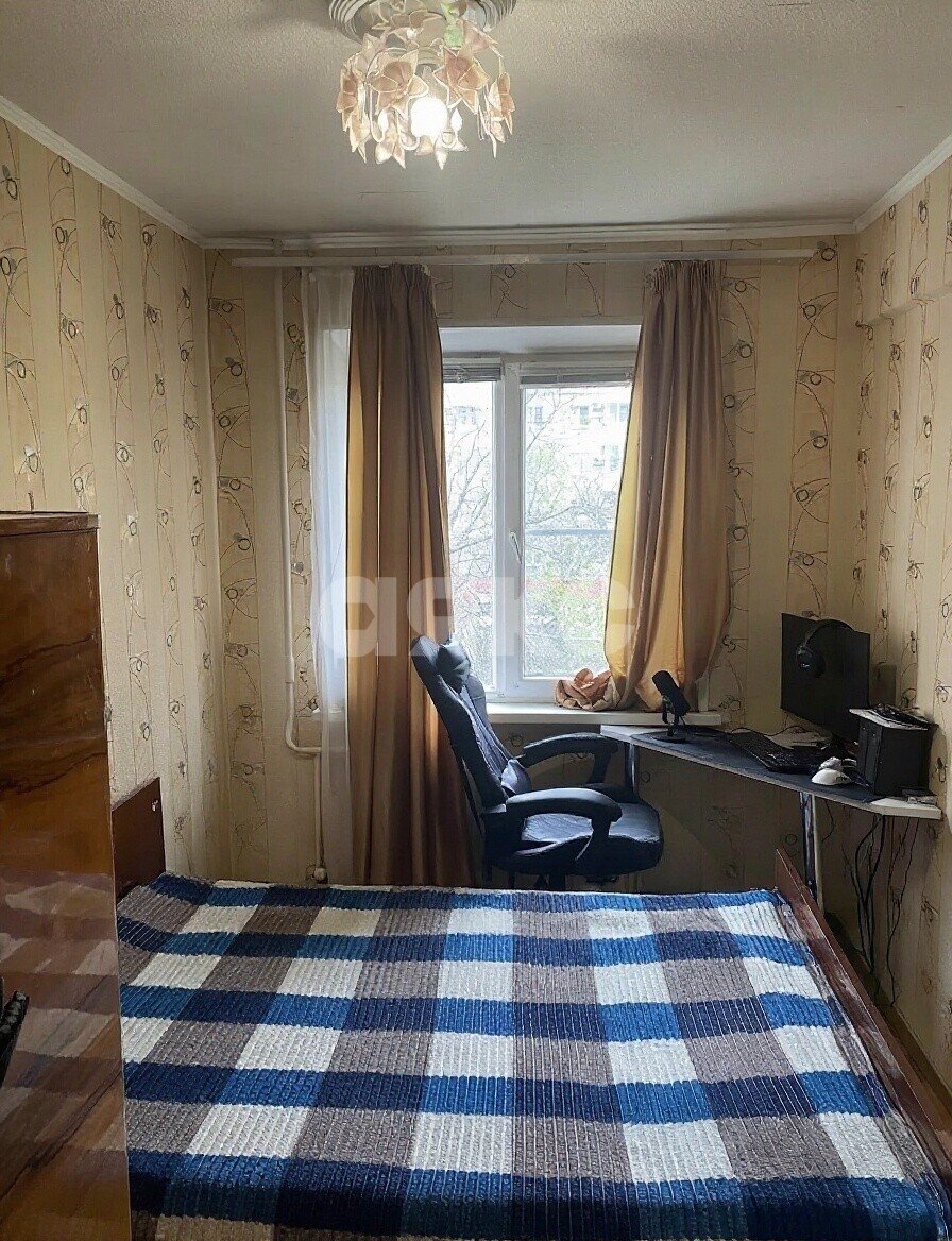 Фото №2: 2-комнатная квартира <span class="whitespace-nowrap">43 м²</span>, <span class="whitespace-nowrap">4/5 эт.</span> - Волгоград, р. Краснооктябрьский, ул. Таращанцев, 48