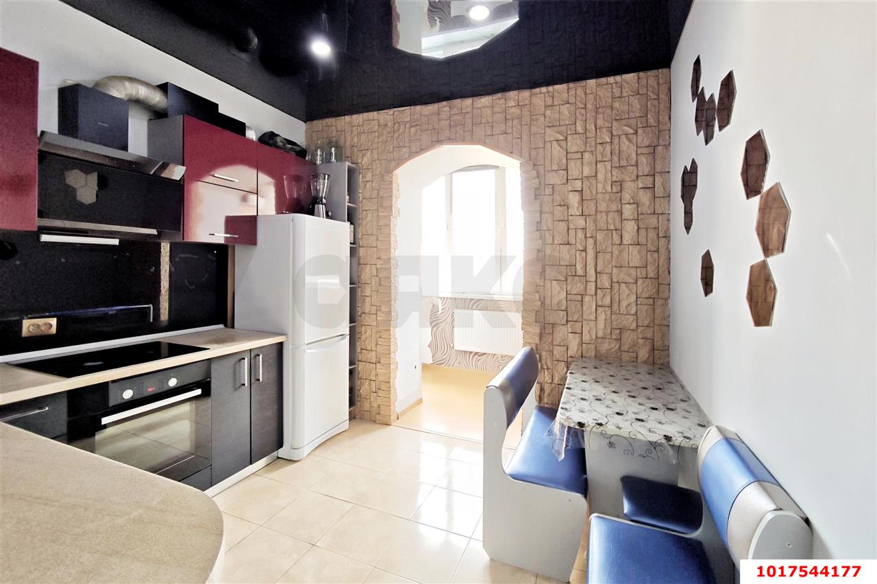 Фото №3: 1-комнатная квартира <span class="whitespace-nowrap">41 м²</span>, <span class="whitespace-nowrap">6/6 эт.</span> - Краснодар, Прикубанский внутригородской округ, мкр. Музыкальный, ул. имени Сергея Есенина, 84Г