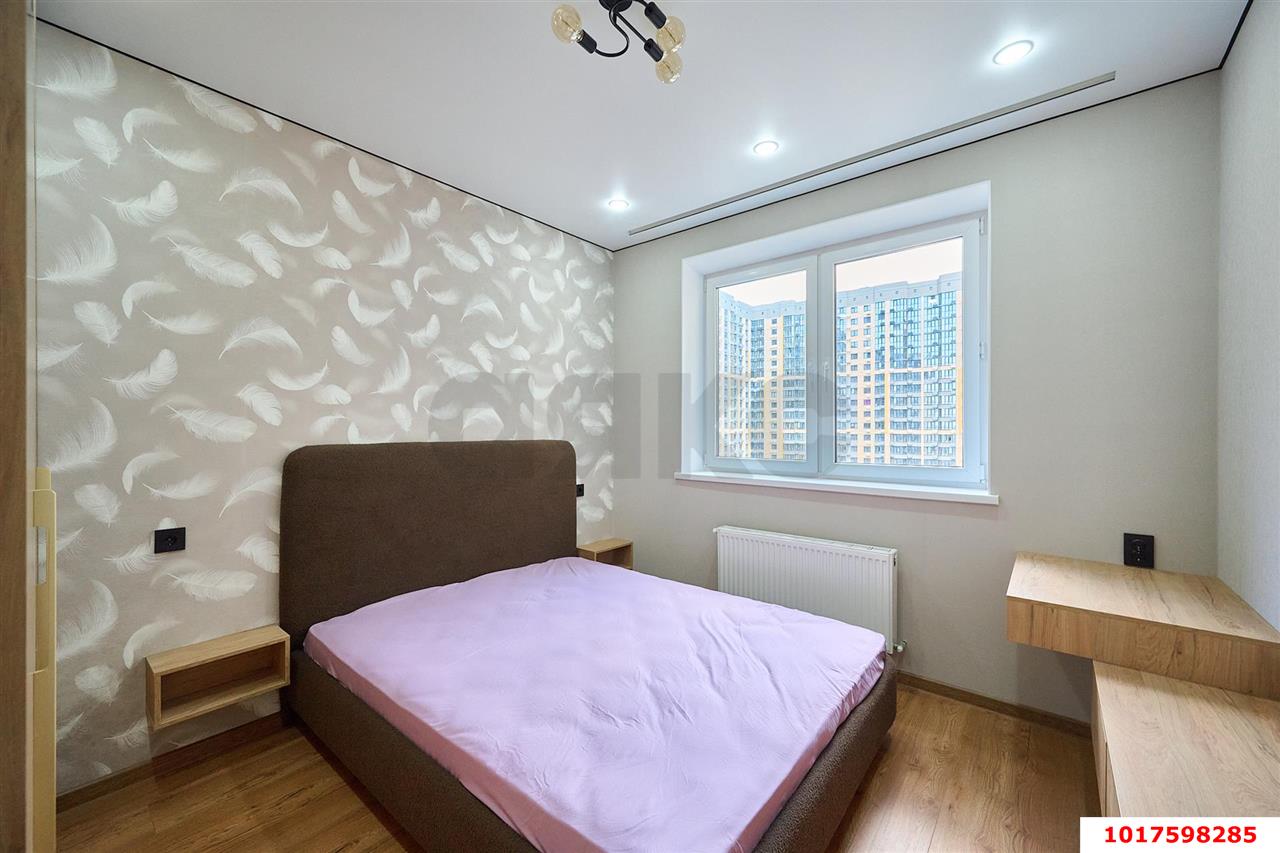 Фото №5: 3-комнатная квартира <span class="whitespace-nowrap">82 м²</span>, <span class="whitespace-nowrap">13/24 эт.</span> - Краснодар, Карасунский внутригородской округ, Камвольно-суконный Комбинат, мкр. ЖК Урал, ул. Уральская, 87/7