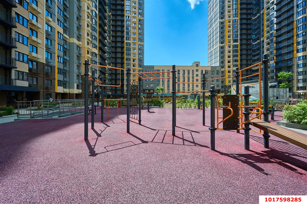 Фото №20: 3-комнатная квартира <span class="whitespace-nowrap">82 м²</span>, <span class="whitespace-nowrap">13/24 эт.</span> - Краснодар, Карасунский внутригородской округ, Камвольно-суконный Комбинат, мкр. ЖК Урал, ул. Уральская, 87/7