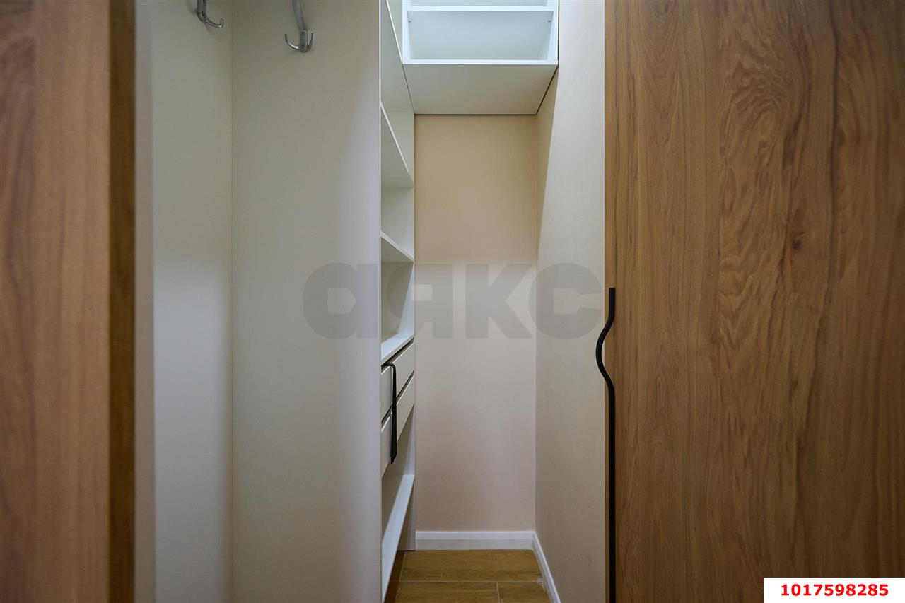 Фото №16: 3-комнатная квартира <span class="whitespace-nowrap">82 м²</span>, <span class="whitespace-nowrap">13/24 эт.</span> - Краснодар, Карасунский внутригородской округ, Камвольно-суконный Комбинат, мкр. ЖК Урал, ул. Уральская, 87/7