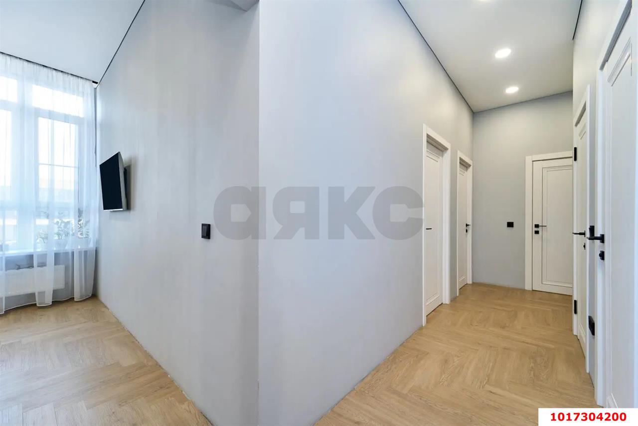 Фото №18: 3-комнатная квартира <span class="whitespace-nowrap">74 м²</span>, <span class="whitespace-nowrap">15/17 эт.</span> - Краснодар, Прикубанский внутригородской округ, мкр. жилой комплекс Самолёт-6, ул. Ивана Беличенко, 92к4