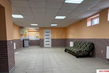 Фото №1: Офисное помещение <span class="whitespace-nowrap">67 м²</span>, <span class="whitespace-nowrap">4 эт.</span> - Краснодар, ж/р Новознаменский, ул. Есенина, 30Б
