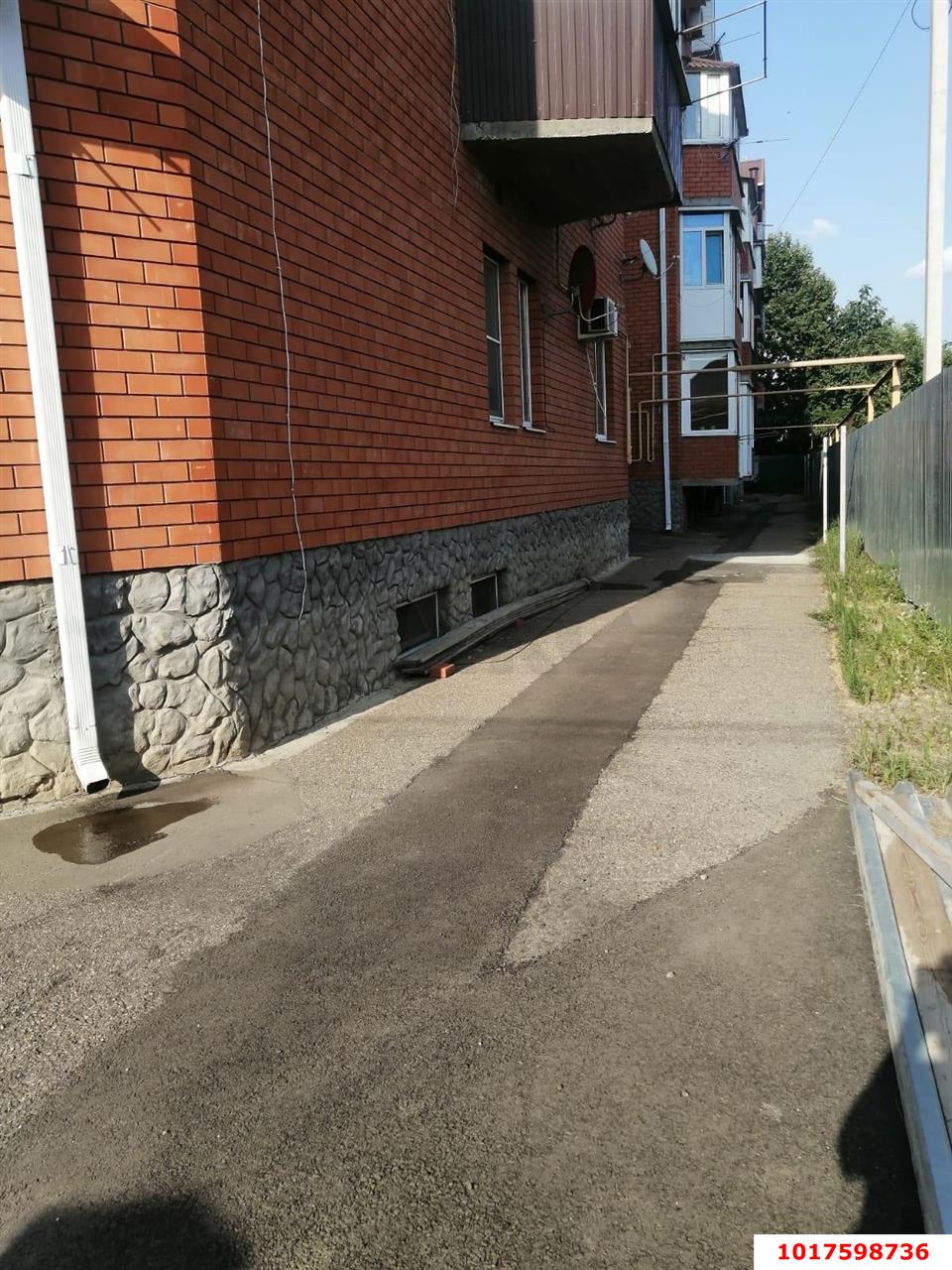 Фото №9: Офисное помещение <span class="whitespace-nowrap">67 м²</span>, <span class="whitespace-nowrap">4 эт.</span> - Краснодар, Карасунский внутригородской округ, ж/р Новознаменский, ул. Есенина, 30Б