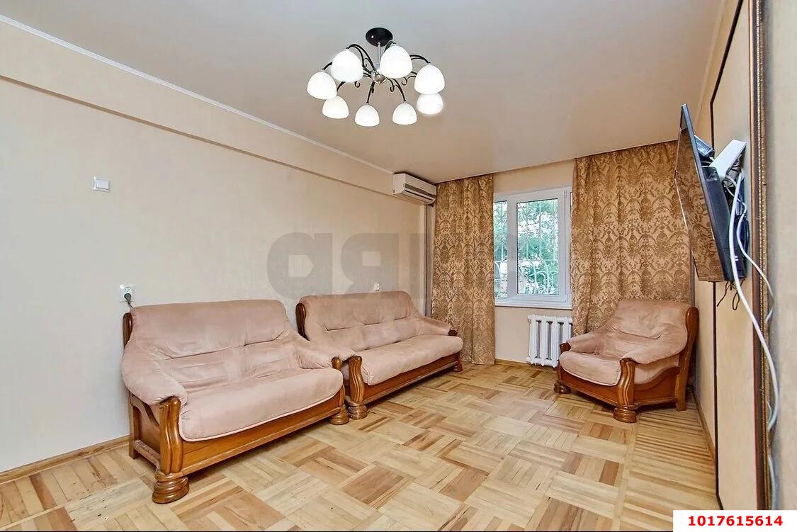 Фото №4: 3-комнатная квартира <span class="whitespace-nowrap">59 м²</span>, <span class="whitespace-nowrap">1/5 эт.</span> - Краснодар, Карасунский внутригородской округ, мкр. Черёмушки, ул. Ставропольская, 183А