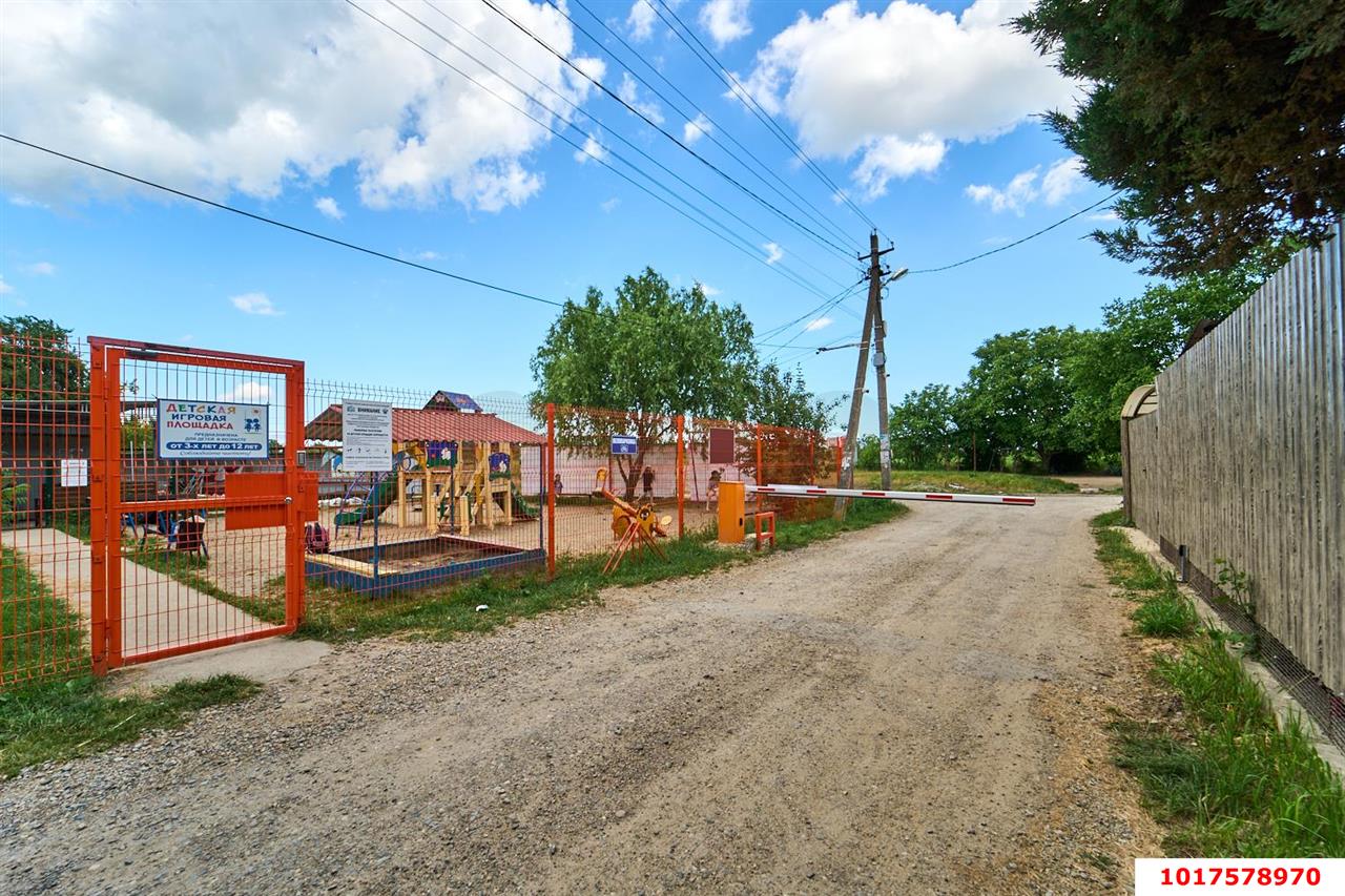 Фото №13: Личное подсобное хозяйство <span class="whitespace-nowrap">4.06 сот.</span> - № 2 АО ЮГТЕКС, мкр. Прикубанский внутригородской округ, ул. Садовая, 538