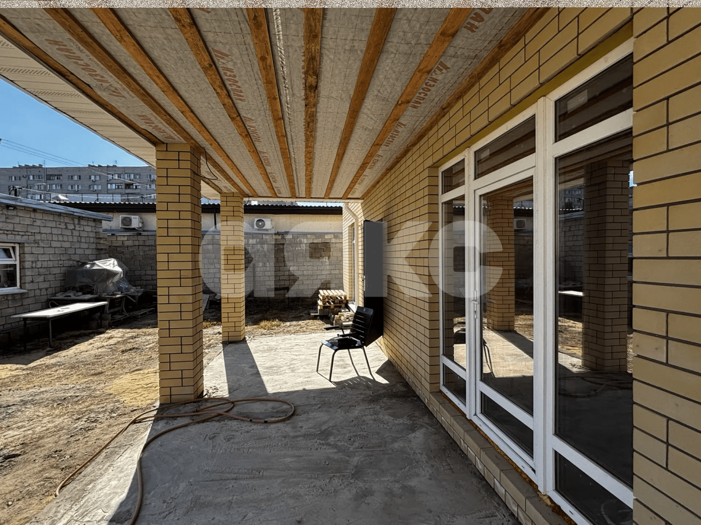 Фото №10: Коттедж <span class="whitespace-nowrap">206 м²</span> <span class="whitespace-nowrap">+ 8 сот.</span>, <span class="whitespace-nowrap">2 эт.</span> - Волгоград, Тракторозаводский, Рынок, мкр. СНТ Энергетик, ул. Героев Тулы, 6/271