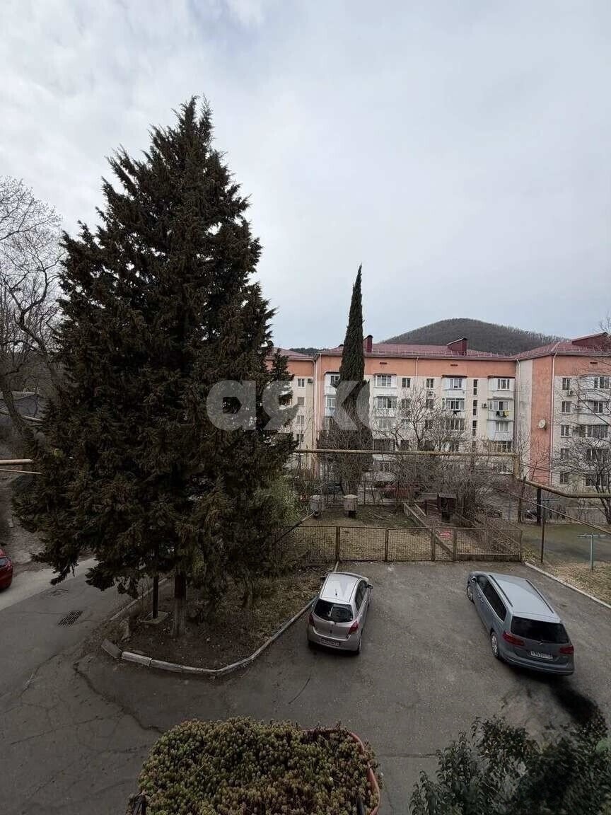 Фото №19: 2-комнатная квартира <span class="whitespace-nowrap">37 м²</span>, <span class="whitespace-nowrap">2/5 эт.</span> - Туапсе, ул. Керченская, 17