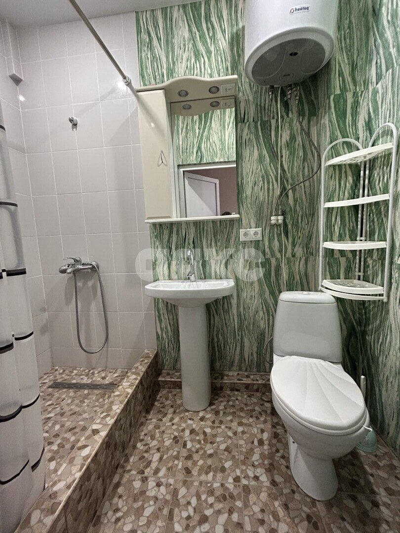 Фото №4: Таунхаус <span class="whitespace-nowrap">97 м²</span> <span class="whitespace-nowrap">+ 1 сот.</span>, <span class="whitespace-nowrap">3 эт.</span> - Шепси, ул. Восточная, 5