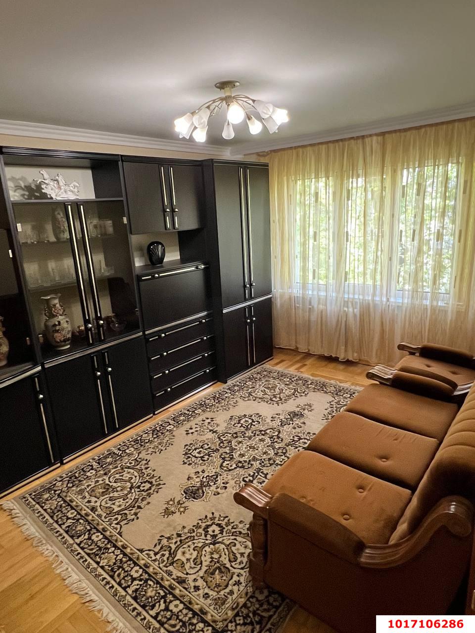 Фото №8: 3-комнатная квартира <span class="whitespace-nowrap">60 м²</span>, <span class="whitespace-nowrap">4/5 эт.</span> - Краснодар, Центральный внутригородской округ, мкр. Центральный, ул. Братьев Дроздовых, 29