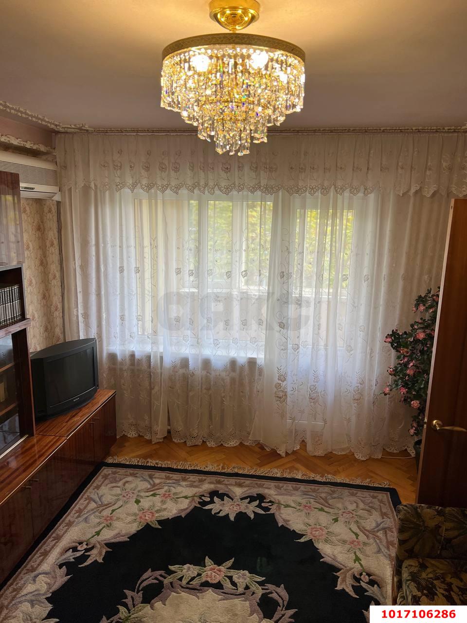 Фото №10: 3-комнатная квартира <span class="whitespace-nowrap">60 м²</span>, <span class="whitespace-nowrap">4/5 эт.</span> - Краснодар, Центральный внутригородской округ, мкр. Центральный, ул. Братьев Дроздовых, 29