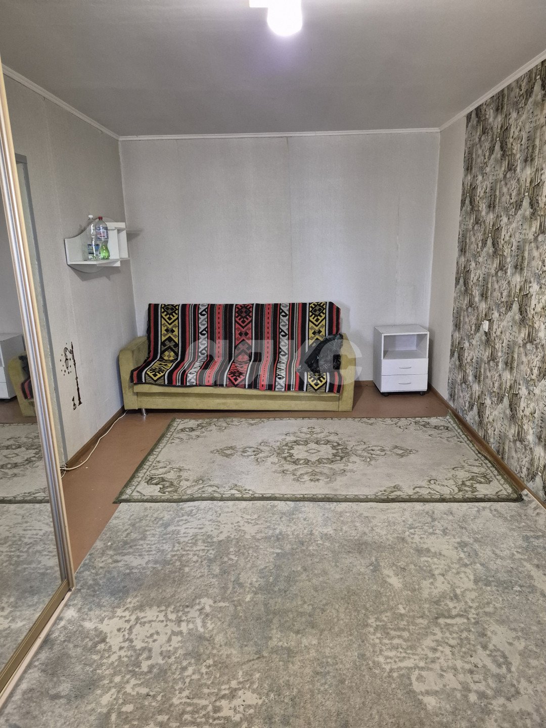 Фото №2: 2-комнатная квартира <span class="whitespace-nowrap">46 м²</span>, <span class="whitespace-nowrap">1/9 эт.</span> - Мариуполь, Жовтневый, мкр. Западный, ул. 60 лет СССР, 8