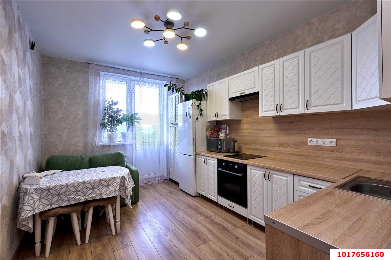 Фото №1: 1-комнатная квартира <span class="whitespace-nowrap">40 м²</span>, <span class="whitespace-nowrap">6/25 эт.</span> - Краснодар, Карасунский внутригородской округ, ж/м Пашковский, ул. Бородинская, 156/2