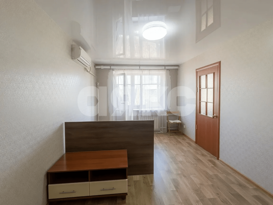 Фото №1: 1-комнатная квартира <span class="whitespace-nowrap">29 м²</span>, <span class="whitespace-nowrap">5/5 эт.</span> - Мариуполь, р. Ильичёвский, пр-кт Металлургов, 196
