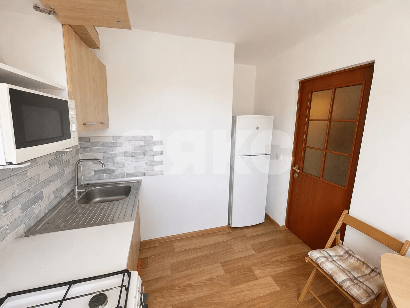 Фото №4: 1-комнатная квартира <span class="whitespace-nowrap">29 м²</span>, <span class="whitespace-nowrap">5/5 эт.</span> - Мариуполь, р. Ильичёвский, пр-кт Металлургов, 196