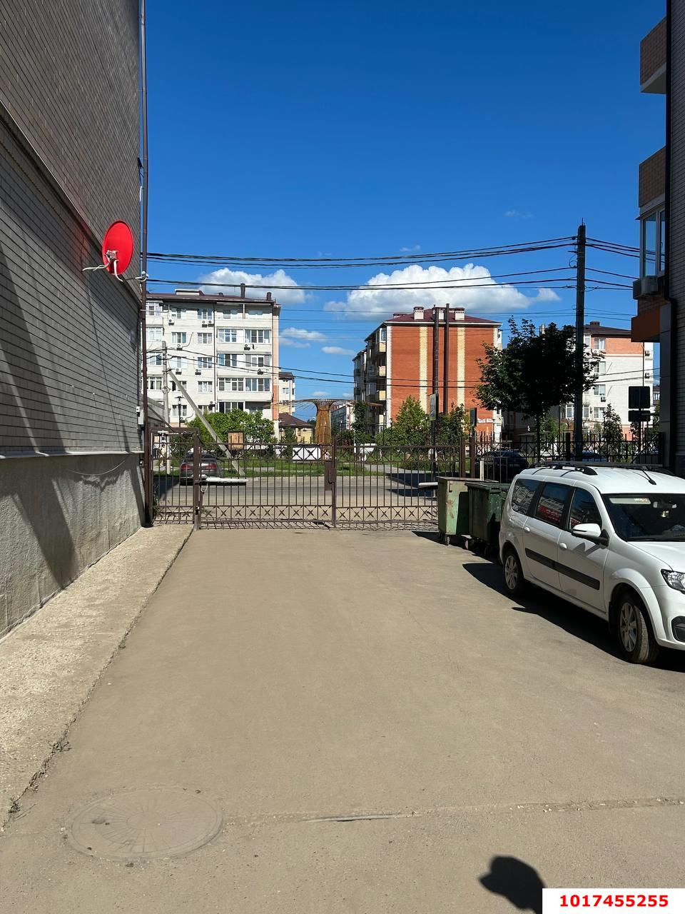 Фото №5: Студия <span class="whitespace-nowrap">23 м²</span>, <span class="whitespace-nowrap">5/5 эт.</span> - Российский, мкр. Прикубанский внутригородской округ, ул. имени В.М. Комарова, 32