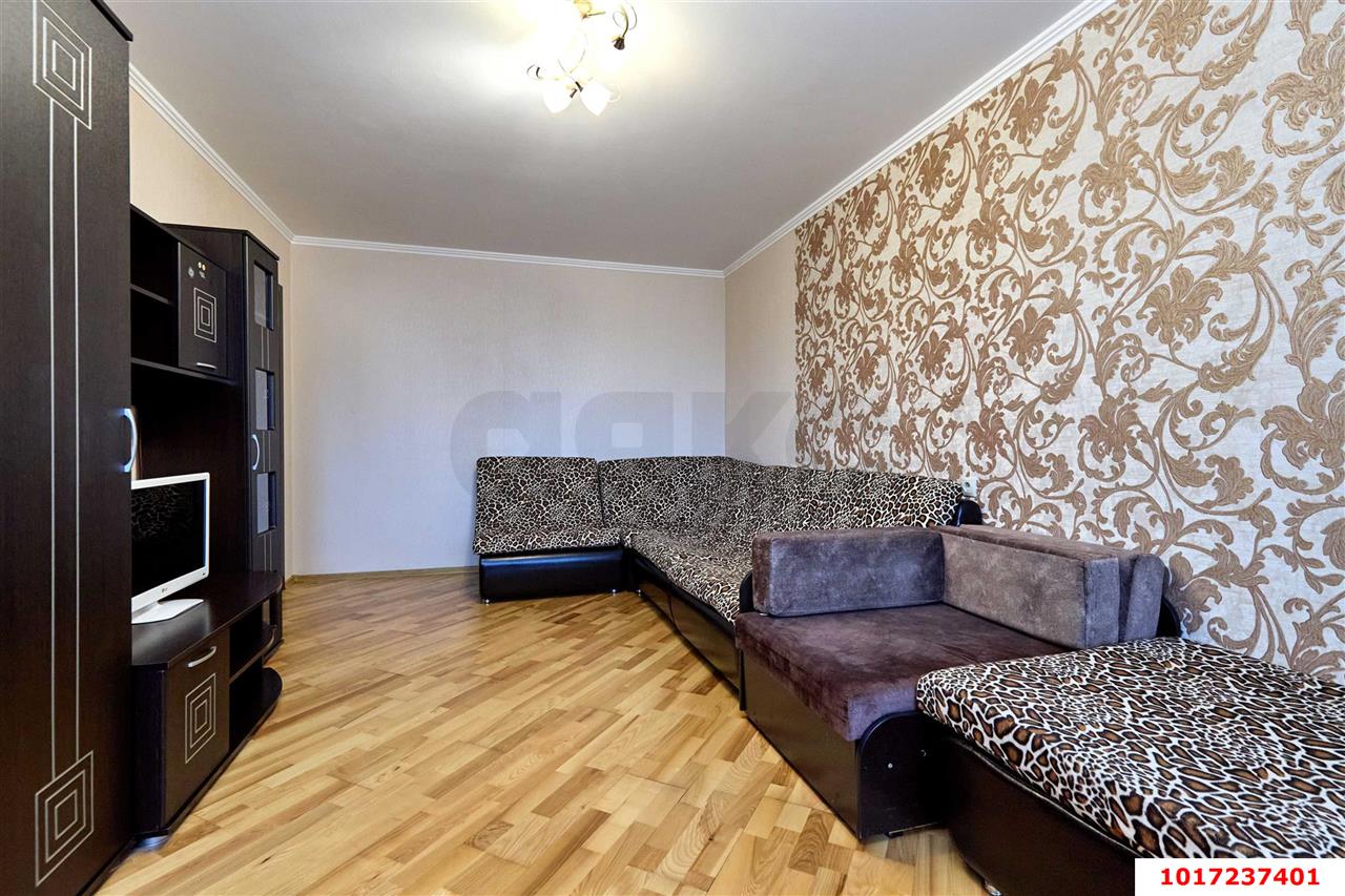 Фото №8: 2-комнатная квартира <span class="whitespace-nowrap">60 м²</span>, <span class="whitespace-nowrap">7/16 эт.</span> - Краснодар, Прикубанский внутригородской округ, Отделение № 1 совхоза Солнечный, мкр. Фестивальный, ул. Атарбекова, 5/1