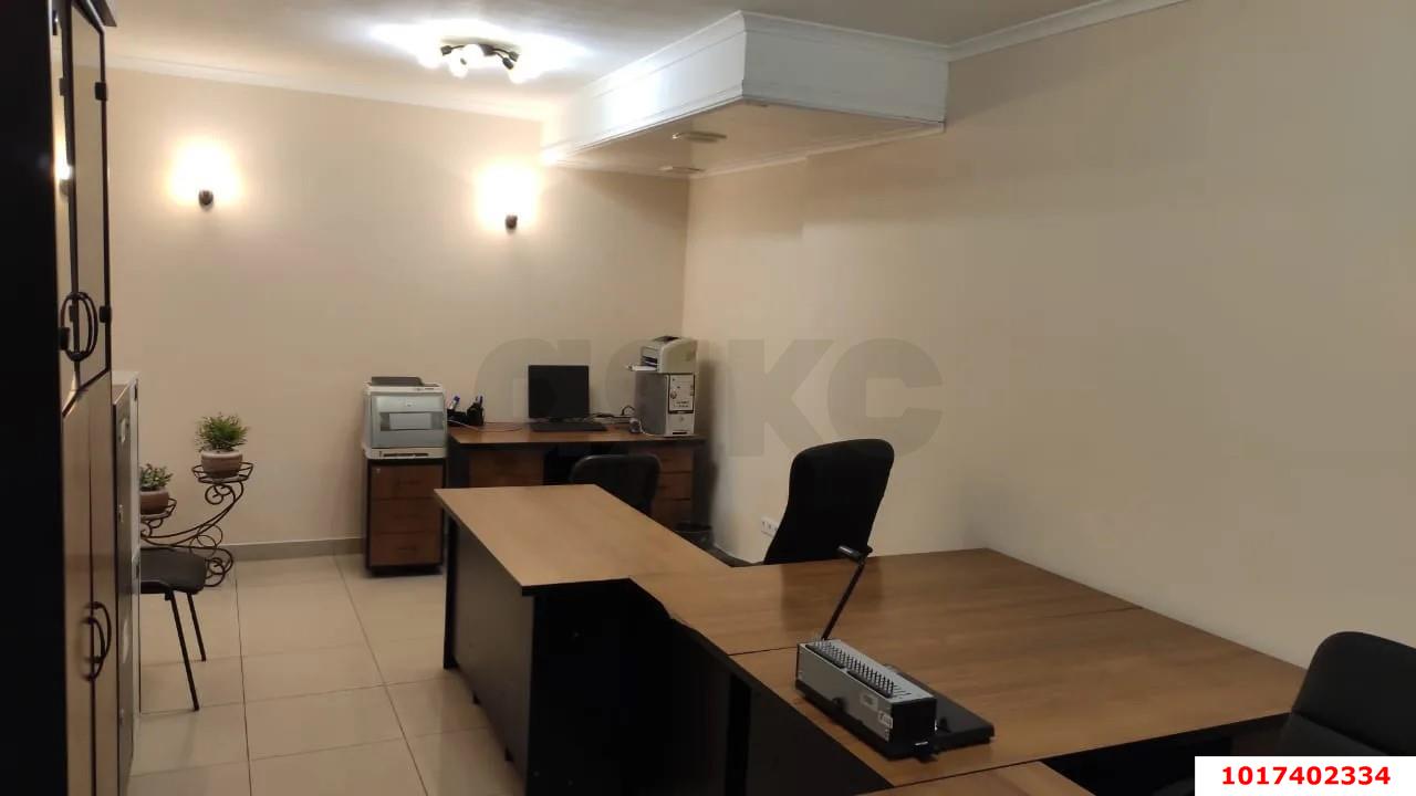 Фото №6: Офисное помещение <span class="whitespace-nowrap">82 м²</span>, <span class="whitespace-nowrap">-1/12 эт.</span> - Краснодар, Центральный внутригородской округ, мкр. Центральный, ул. Базовская, 8