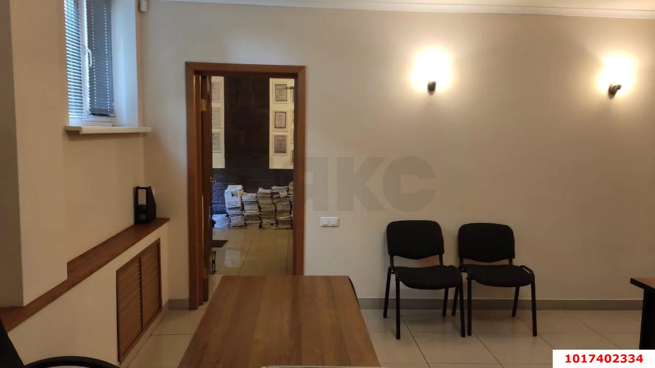 Фото №5: Офисное помещение <span class="whitespace-nowrap">82 м²</span>, <span class="whitespace-nowrap">-1/12 эт.</span> - Краснодар, Центральный внутригородской округ, мкр. Центральный, ул. Базовская, 8