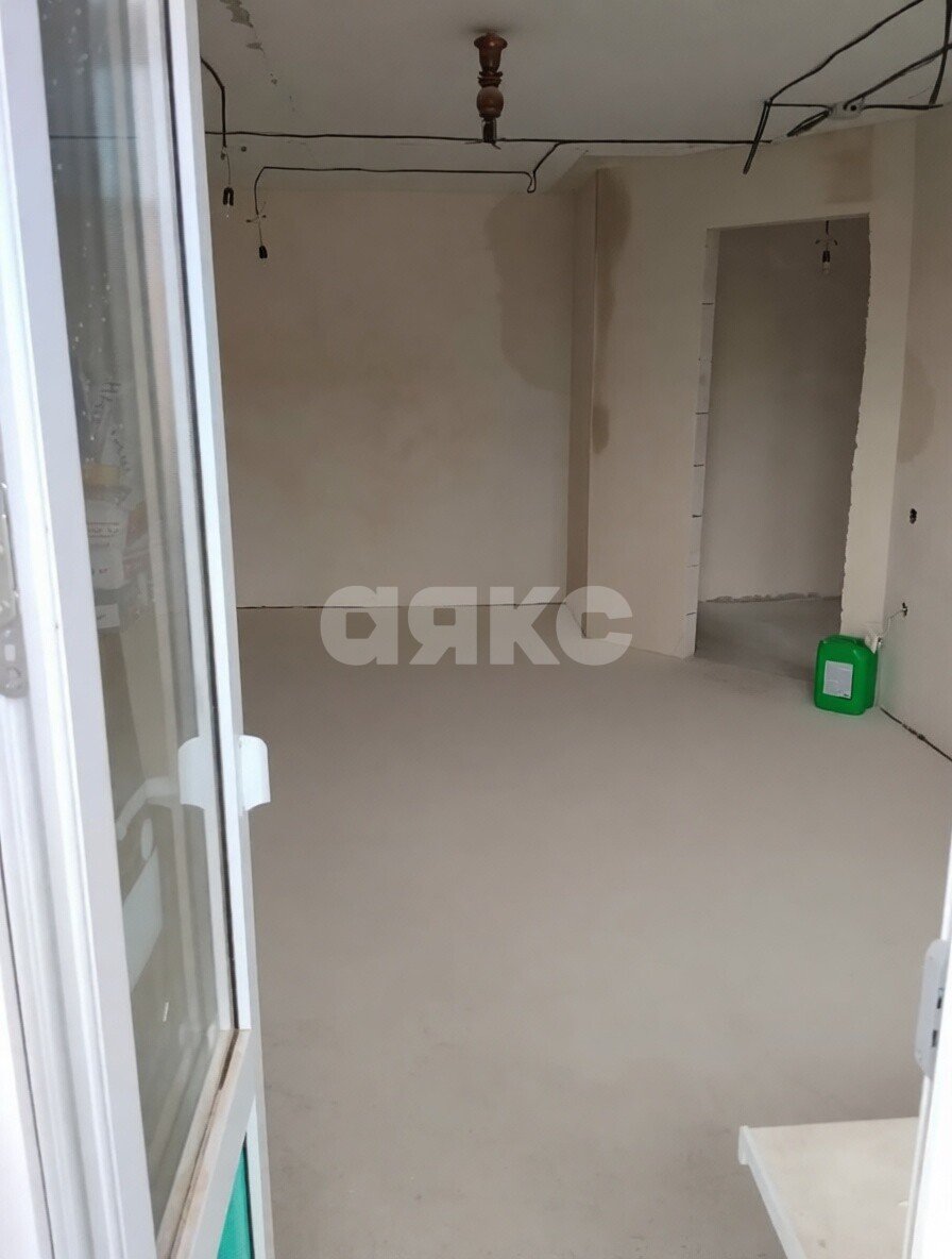 Фото №2: 1-комнатная квартира <span class="whitespace-nowrap">28 м²</span>, <span class="whitespace-nowrap">4/5 эт.</span> - Майкоп, мкр. квартал Кужорский переезд, ул. Кужорская, 102