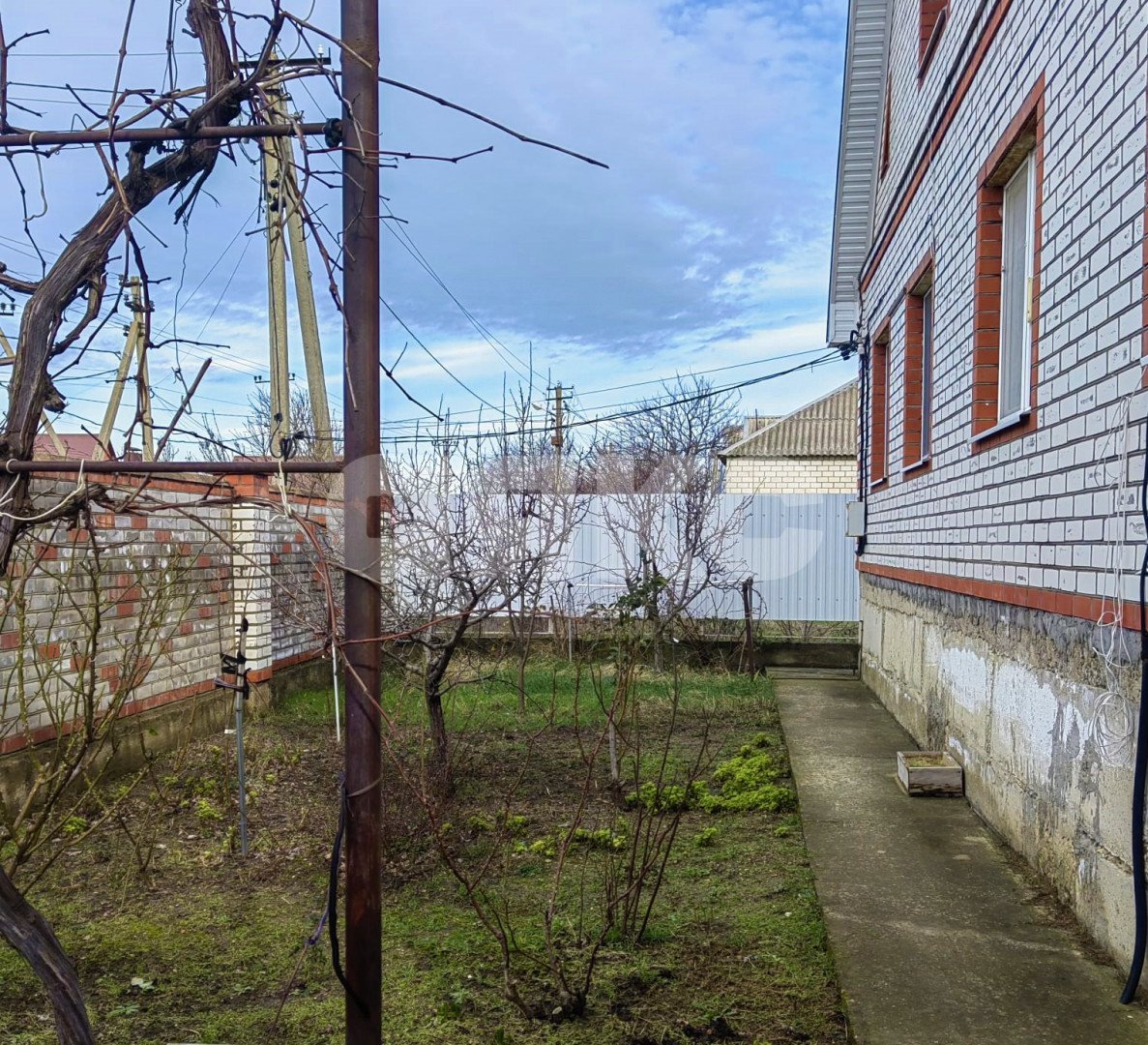 Фото №6: Дом <span class="whitespace-nowrap">236 м²</span> <span class="whitespace-nowrap">+ 5 сот.</span>, <span class="whitespace-nowrap">2 эт.</span> - Анапская, ул. Степная