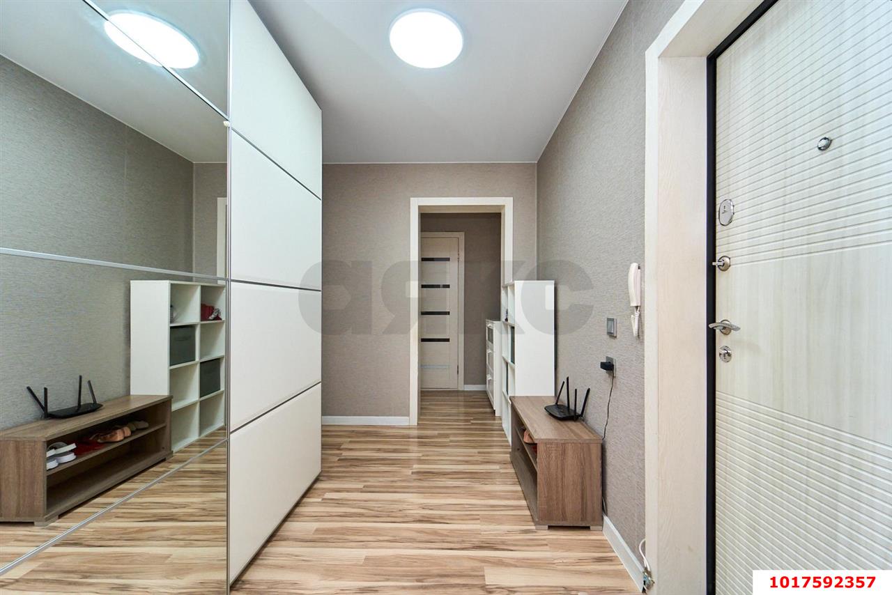 Фото №6: 2-комнатная квартира <span class="whitespace-nowrap">62 м²</span>, <span class="whitespace-nowrap">11/16 эт.</span> - Краснодар, Прикубанский внутригородской округ, мкр. Московский, ул. им. Артюшкова В.Д., 3