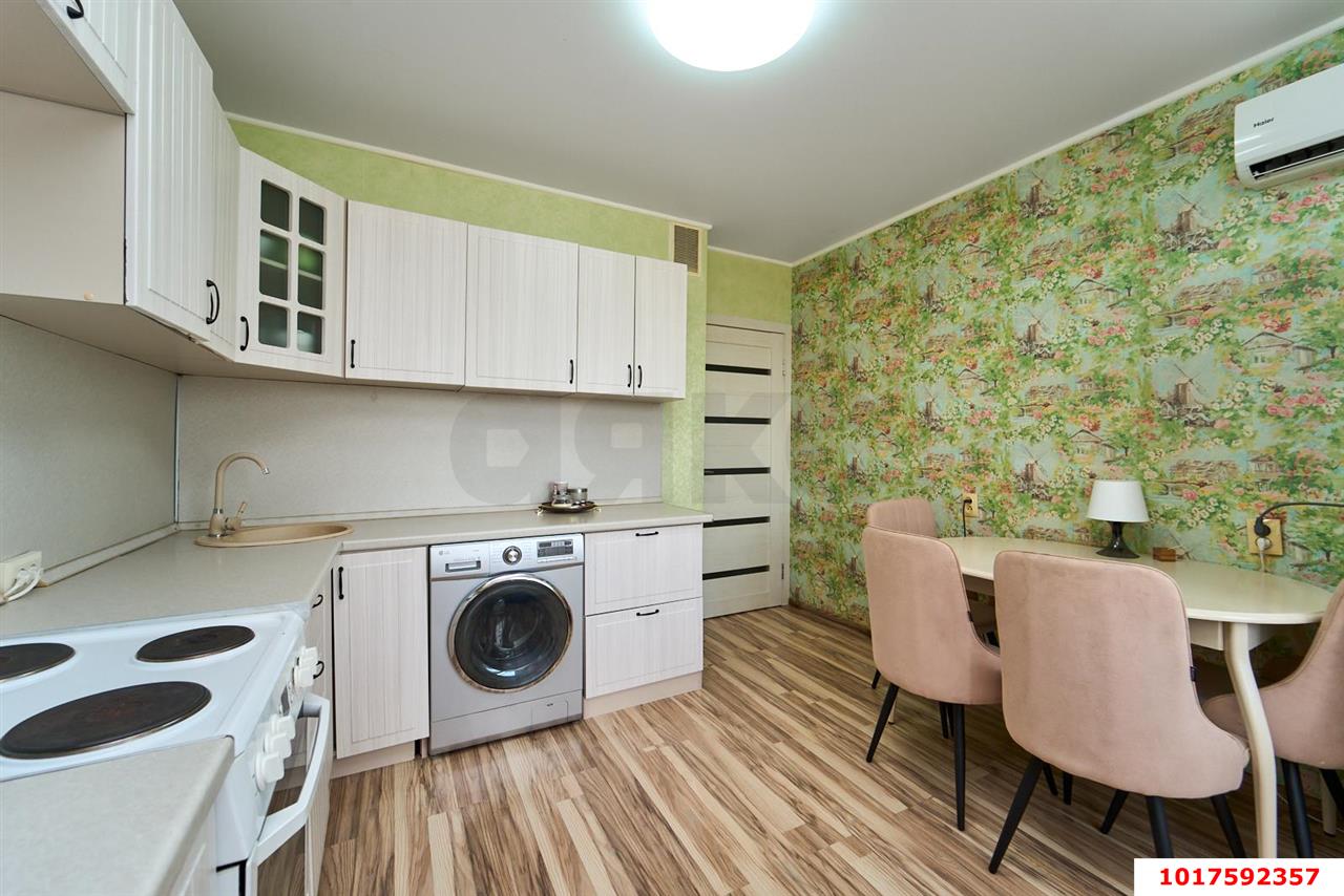 Фото №3: 2-комнатная квартира <span class="whitespace-nowrap">62 м²</span>, <span class="whitespace-nowrap">11/16 эт.</span> - Краснодар, Прикубанский внутригородской округ, мкр. Московский, ул. им. Артюшкова В.Д., 3