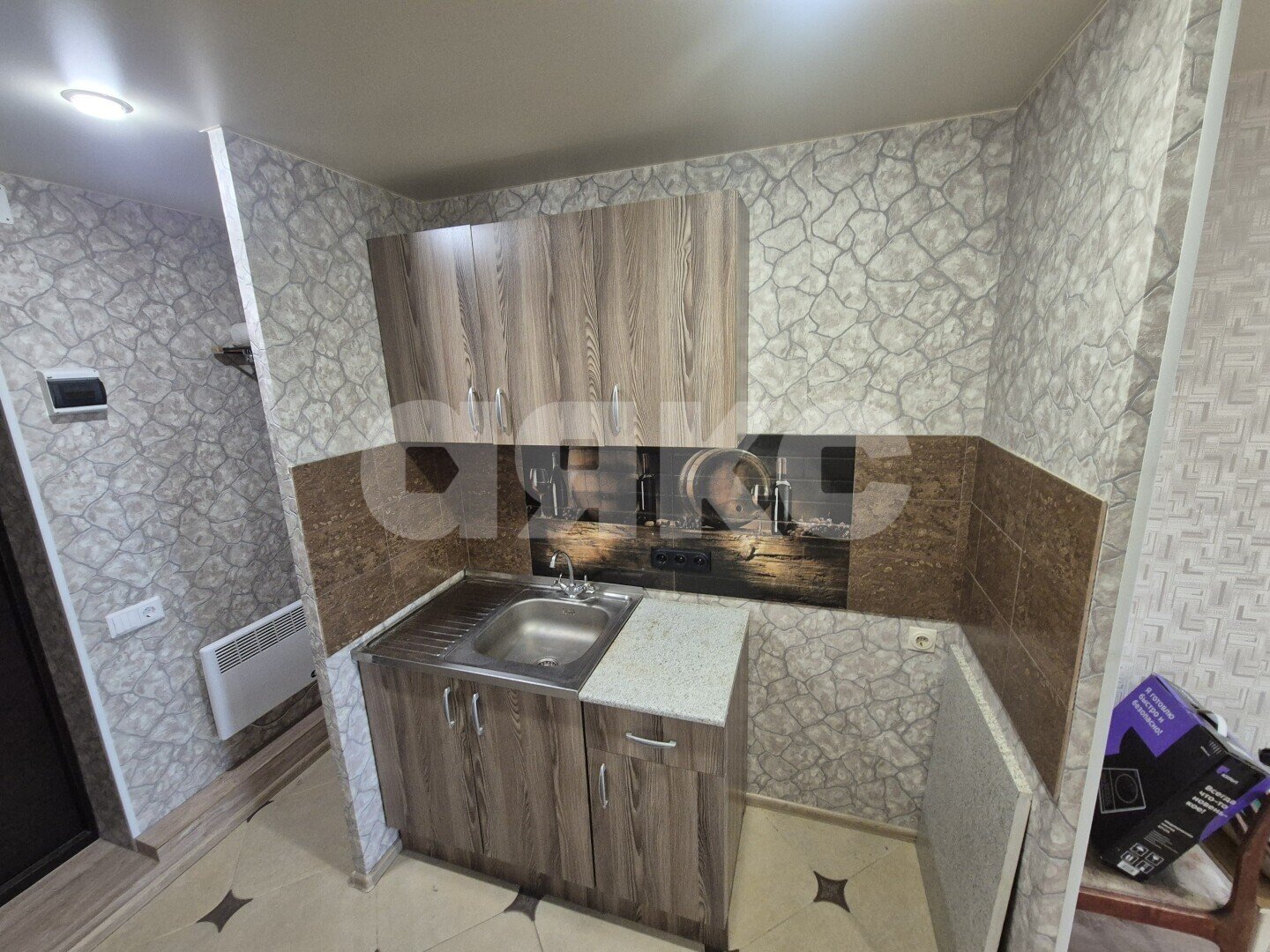 Фото №8: 1-комнатная квартира <span class="whitespace-nowrap">21 м²</span>, <span class="whitespace-nowrap">11/11 эт.</span> - Волгоград, Красноармейский, мкр. 613-й, пр-кт Героев Сталинграда, 44А